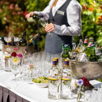 Outdoor Drinks Reception 2023