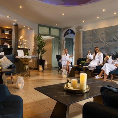 Women prosecco in spa - Killashee Hotel