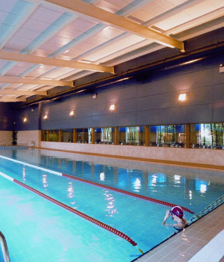 f Leisure Club Swimming Pool 1 - Killashee Hotel