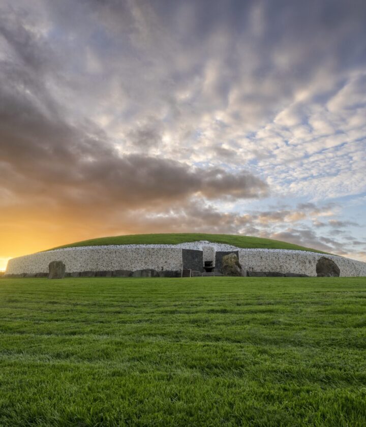 Sunrise at Newgrange Co Meath master - Killashee Hotel