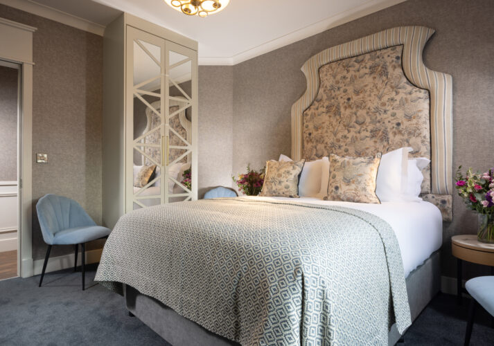 The Lavender Bedroom - Killashee Hotel