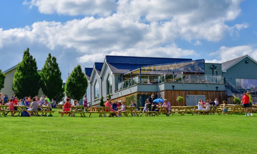 the avon exterior - Killashee Hotel